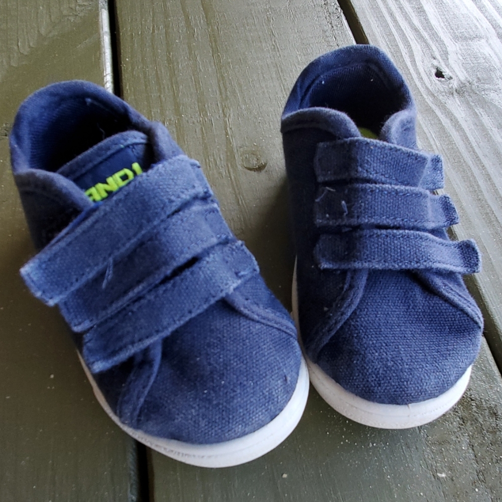 Toddler boys canvas sneakers 5